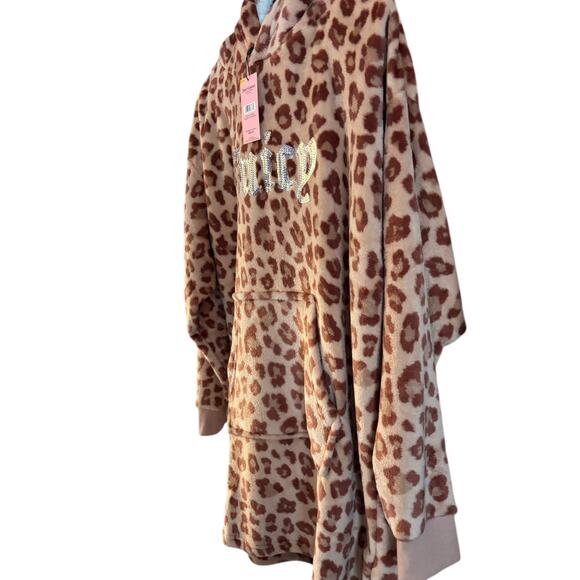 NWT Juicy Couture Leopard Throwzy Plush W/ Hood Sequin Logo S/M Pullover - Picture 3 of 5